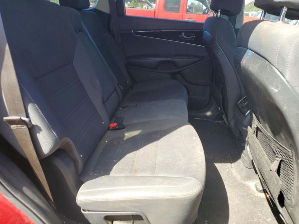 2017 KIA SORENTO L, LX