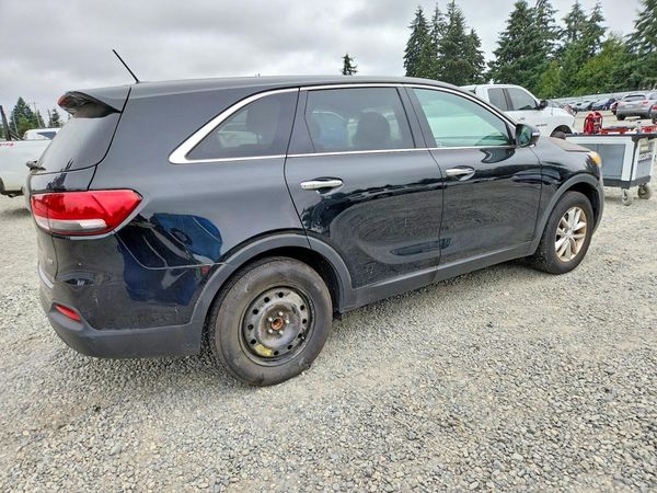 2018 KIA SORENTO L, LX