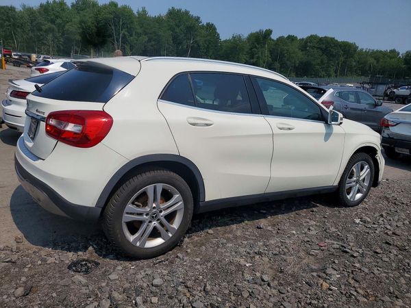 2018 MERCEDES-BENZ GLA GLA250-4M