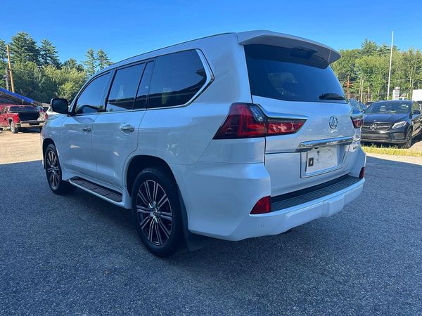 2018 LEXUS LX 570