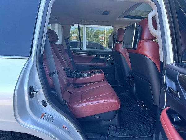 2018 LEXUS LX 570