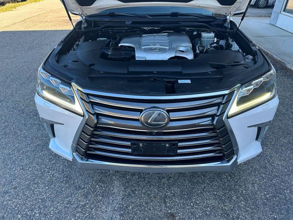 2018 LEXUS LX 570