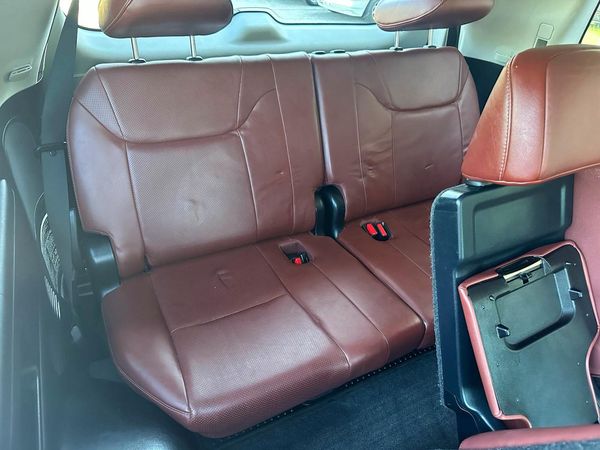 2018 LEXUS LX 570
