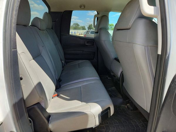 2019 TOYOTA TUNDRA SR5 Grade