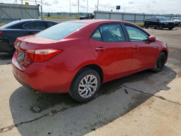2017 TOYOTA COROLLA