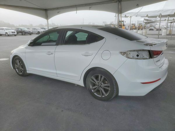 2018 HYUNDAI ELANTRA