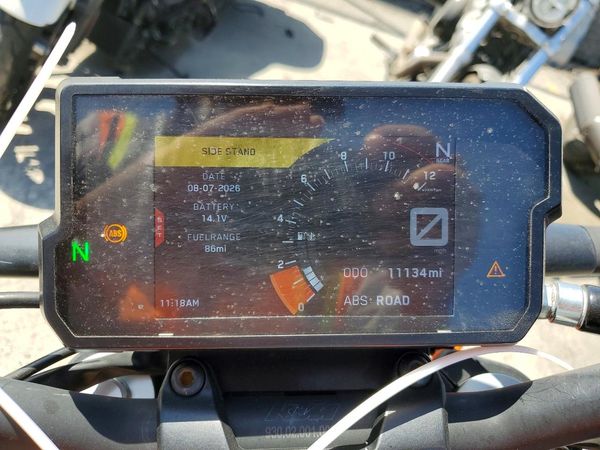 2023 KTM 390