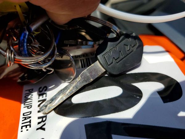 2023 KTM 390