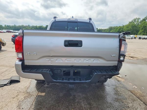 2021 TOYOTA TACOMA SR5