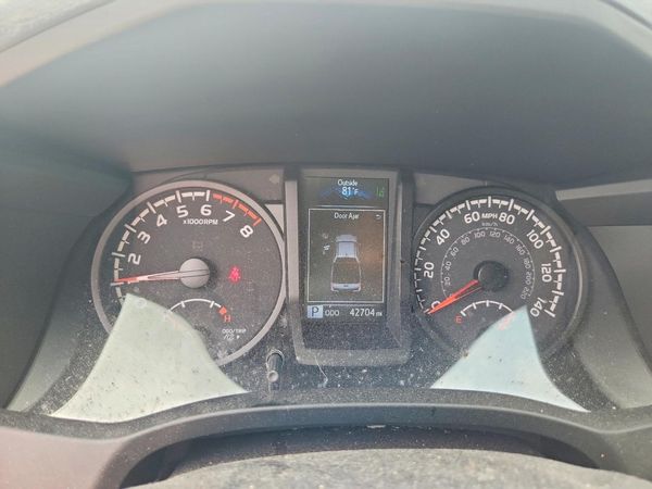 2021 TOYOTA TACOMA SR5