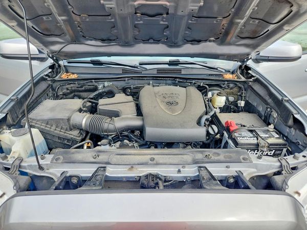2021 TOYOTA TACOMA SR5