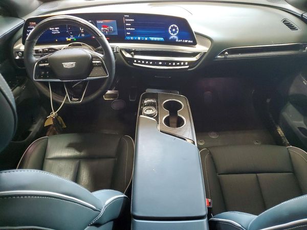 2025 CADILLAC LYRIQ Sport 3