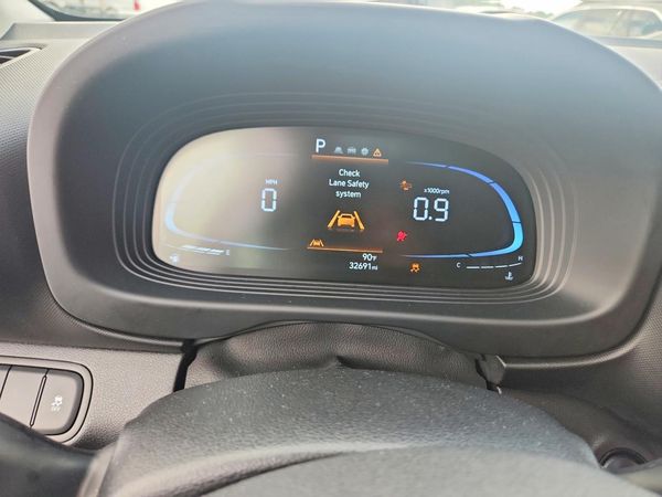 2025 HYUNDAI VENUE SEL, Limited