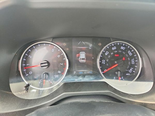 2019 TOYOTA RAV4 LE