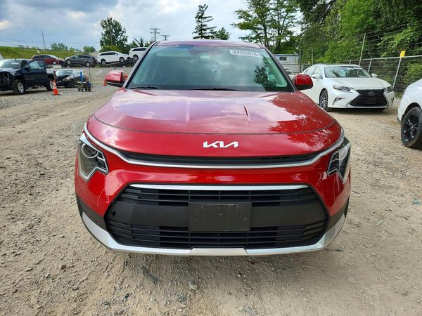 2023 KIA NIRO LX