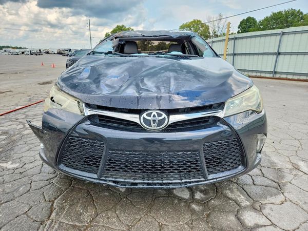 2017 TOYOTA CAMRY