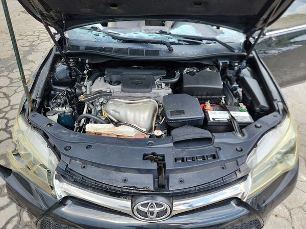 2017 TOYOTA CAMRY