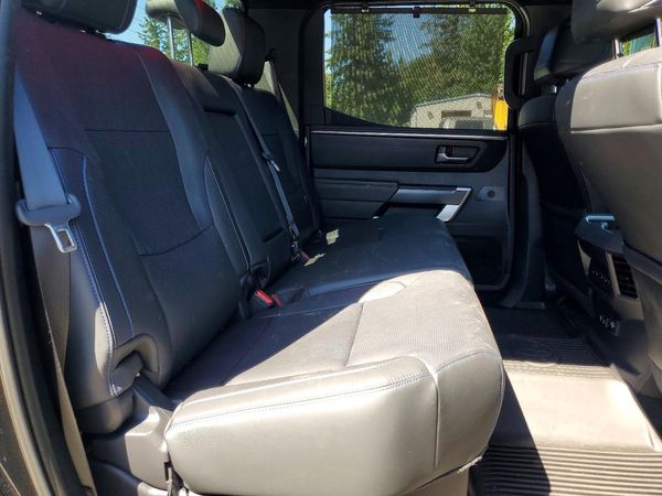 2022 TOYOTA TUNDRA Platinum