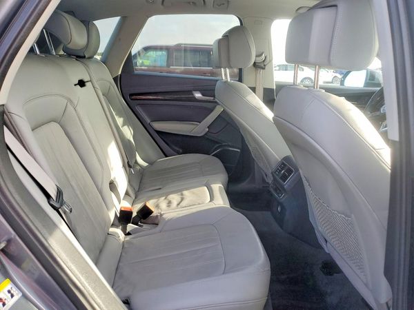 2018 AUDI Q5 quattro Premium Plus