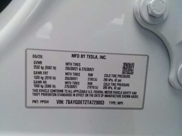 2026 TESLA MODEL Y