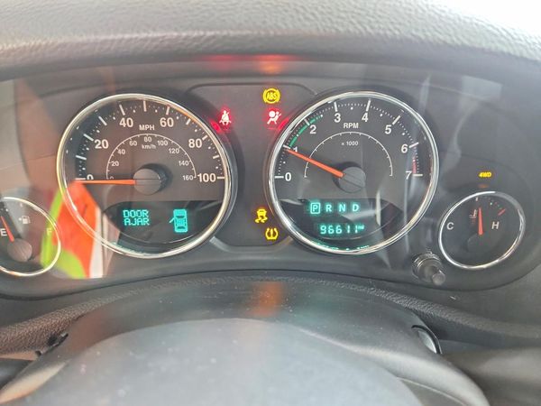 2017 JEEP WRANGLER UNLIMITED SAHARA 4X4