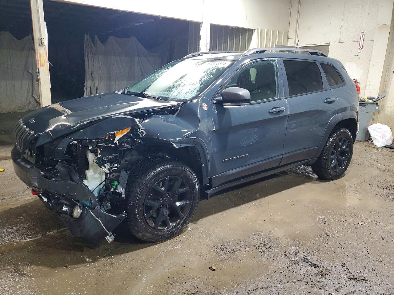 2017 JEEP CHEROKEE TRAILHAWK 4X4