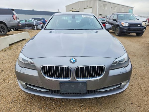 2012 BMW 528