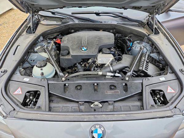 2012 BMW 528