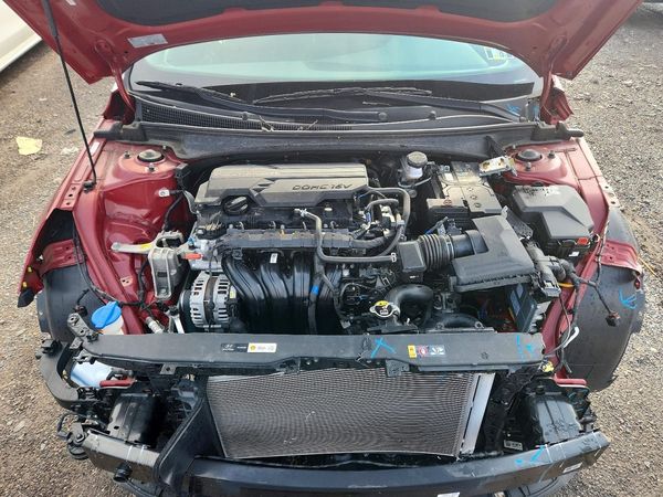 2023 HYUNDAI ELANTRA SE