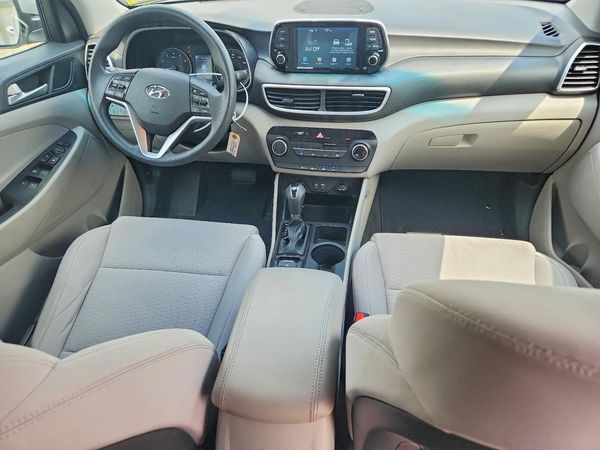 2019 HYUNDAI TUCSON SE