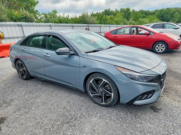 2022 HYUNDAI ELANTRA