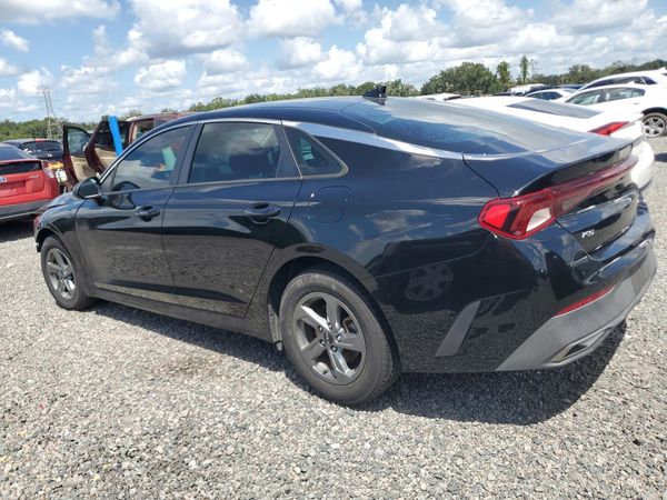 2022 KIA K5