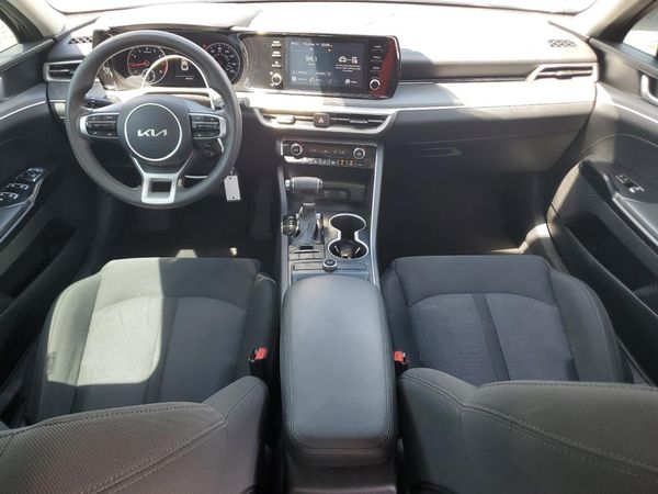 2022 KIA K5