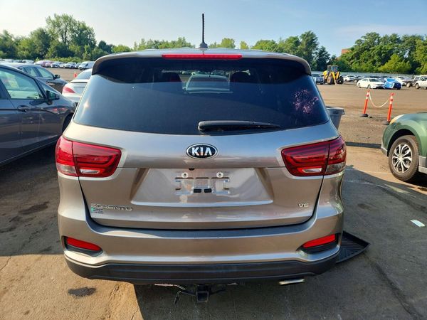 2019 KIA SORENTO L, LX, S