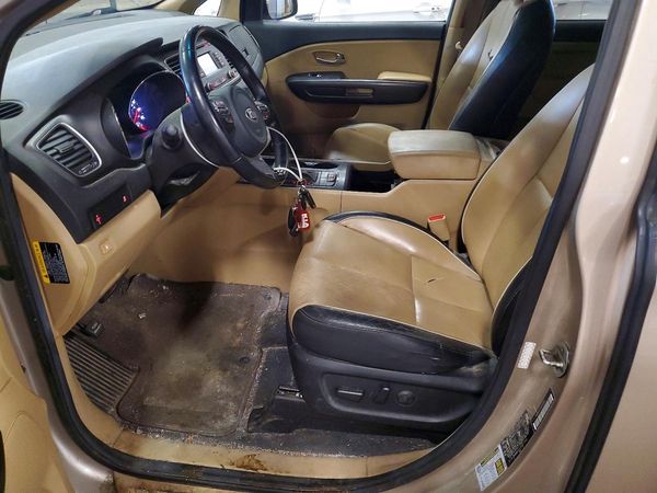 2016 KIA SEDONA LX - Middle-low