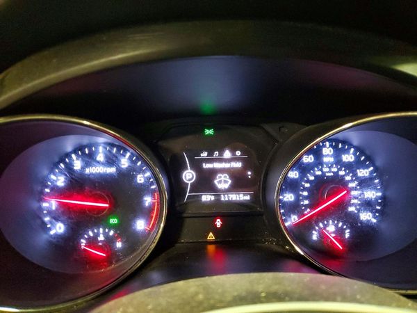 2016 KIA SEDONA LX - Middle-low