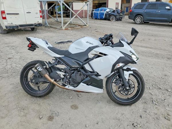 2023 KAWASAKI EX400