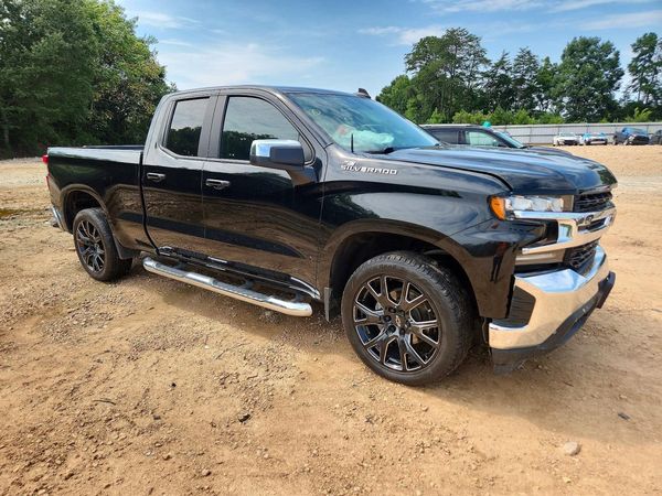 2020 CHEVROLET SILVERADO LT