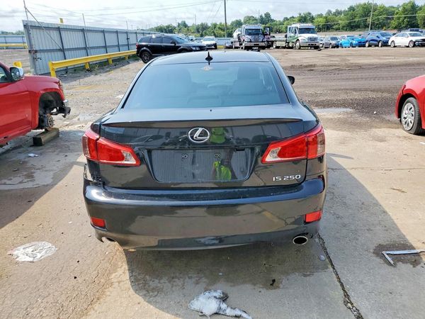 2013 LEXUS IS 250