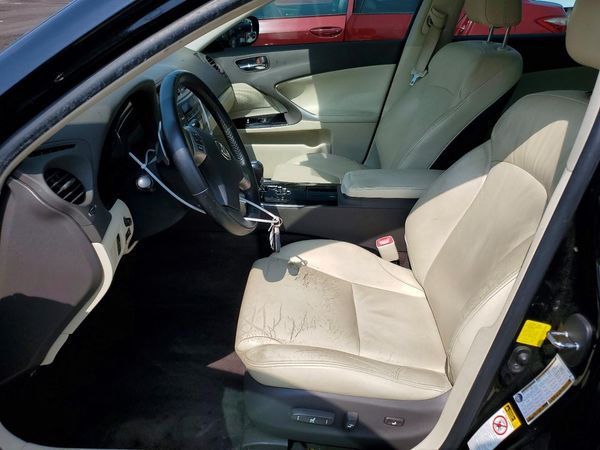 2013 LEXUS IS 250