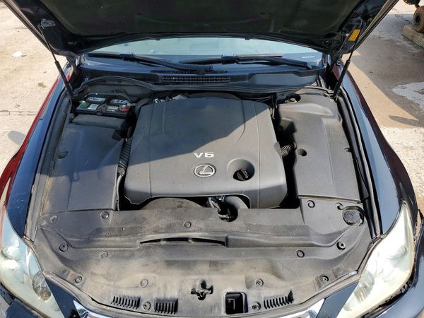 2013 LEXUS IS 250