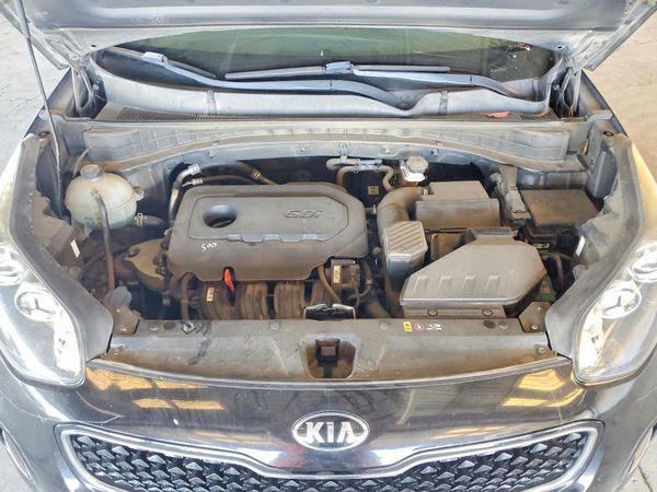 2018 KIA SPORTAGE QL — Engine bay