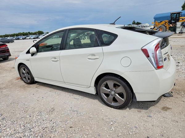 2015 TOYOTA PRIUS