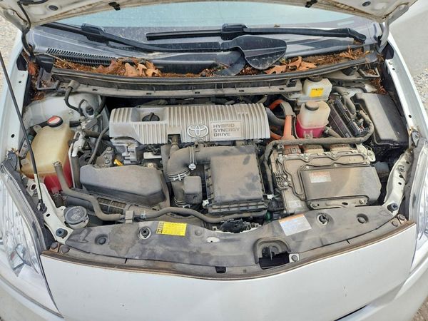 2015 TOYOTA PRIUS