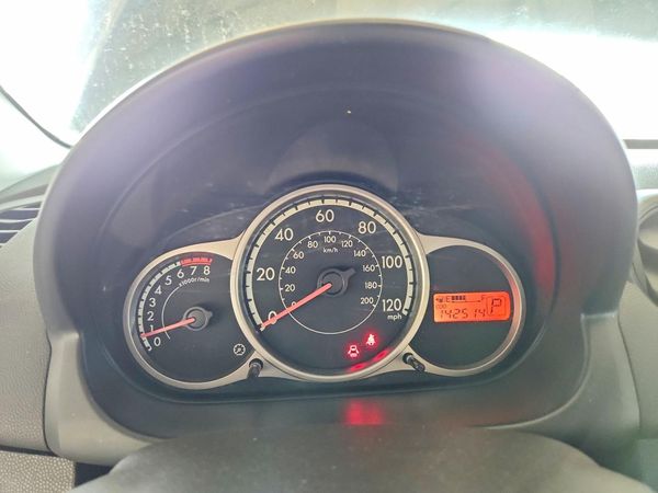 2013 MAZDA MAZDA2 Sport/GX