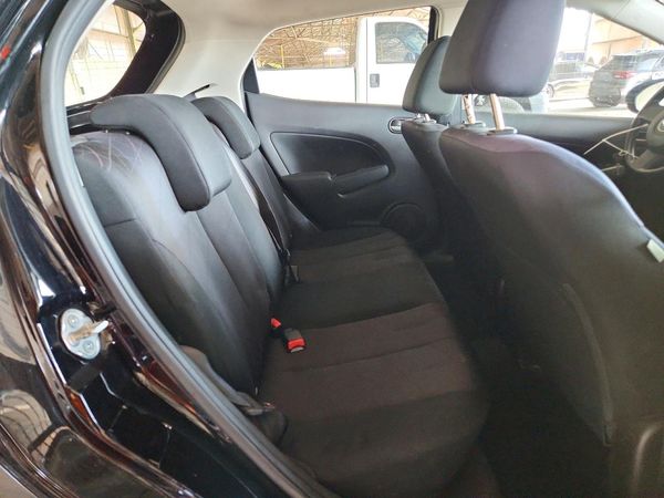2013 MAZDA MAZDA2 Sport/GX