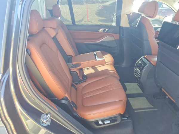 2019 BMW X7 xDrive40i