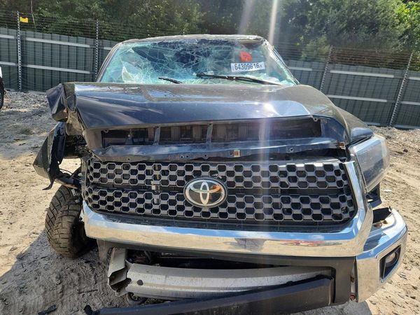 2021 TOYOTA TUNDRA SR5 grade