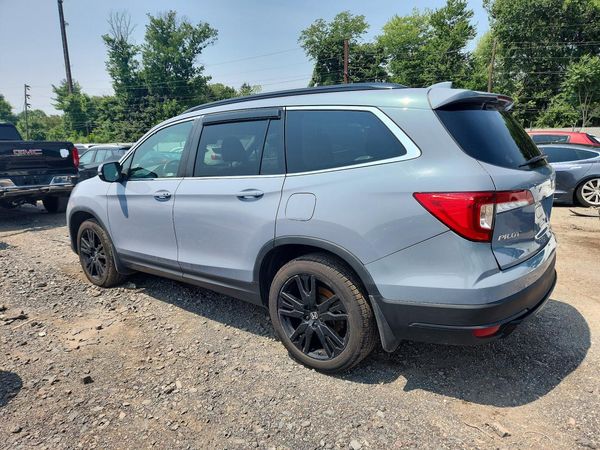 2022 HONDA PILOT SE