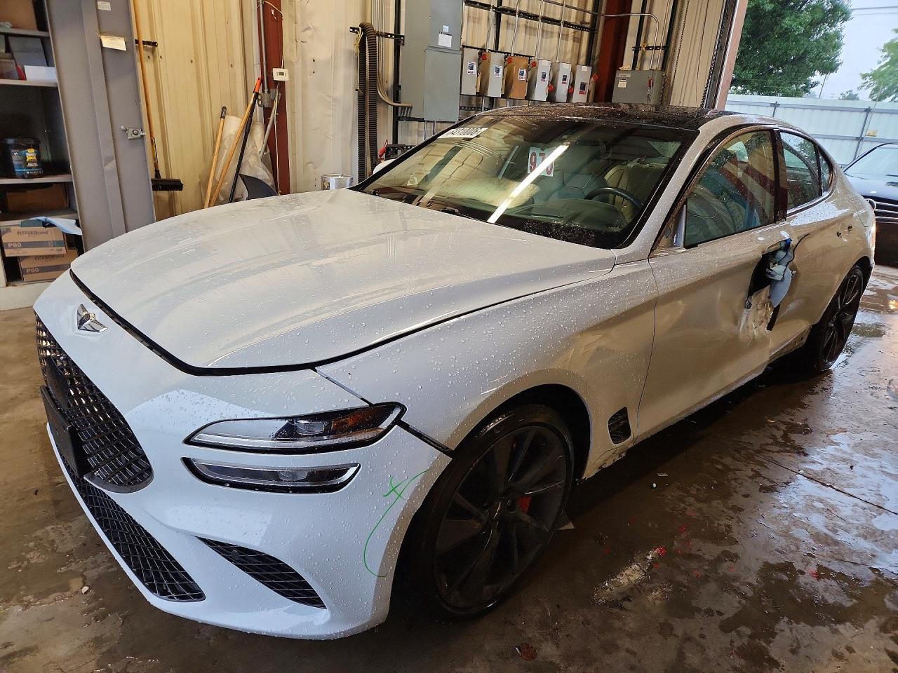 2023 GENESIS G70
